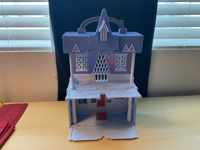 Elsa s Castle - Collapsible House Toy House  - Frozen 2018 - Hasbro 7.5 X 6.5 