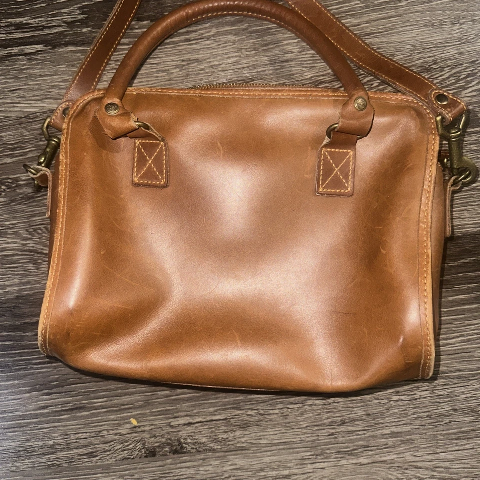 Bolso de hombro de cuero Timberland vintage pequeño bolso de mano hecho en EE. UU. Bandolera Foto 3 de 4