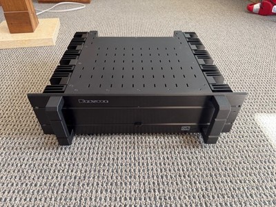 Bryston 7B-ST mono amplifier, 954 watts into 4 ohms, near mint with original box