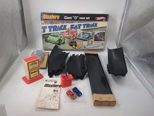 Mattel Hot Wheels Sizzlers Giant "O" Race Set  **READ**
