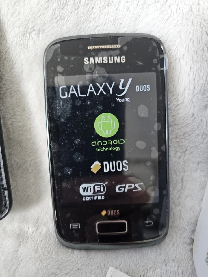 Samsung  Galaxy Young  Duos GT-S6312 - 4GB - Blau, Foto 2 von 5