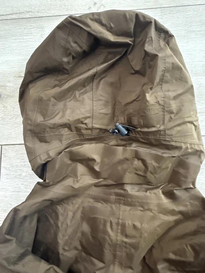 Patagonia Torrentshell Jacket Men’s Sz L Camel Rain Coat Waterproof Shell H2NO - Image 4 of 4