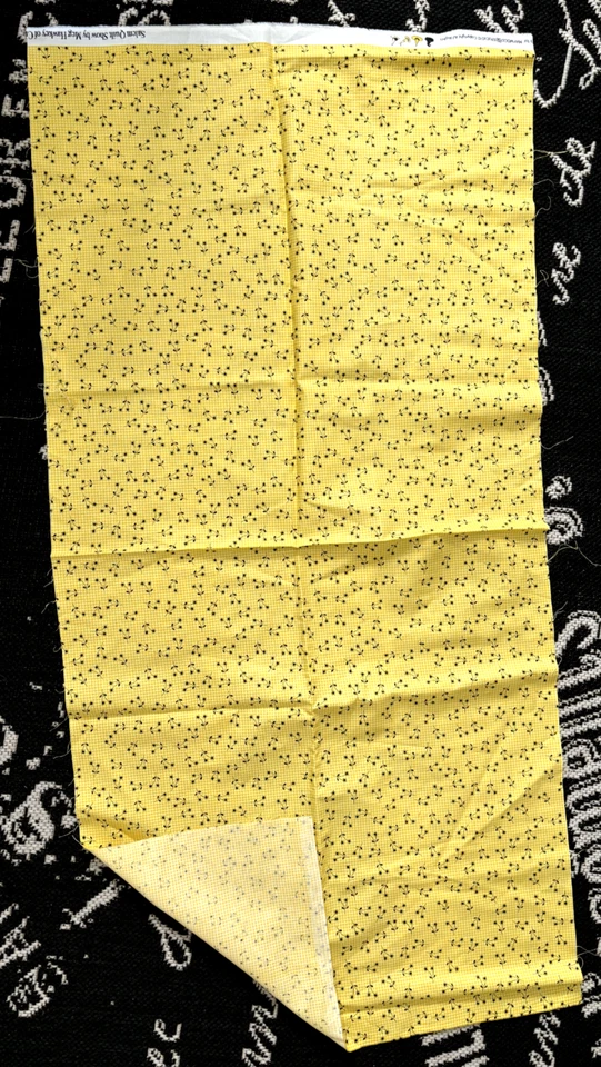 44X21L Yellow Black GINGHAM Mini DAISY Salem Quilt Fabric PLAID Floral MAYWOOD Foto 3 de 4