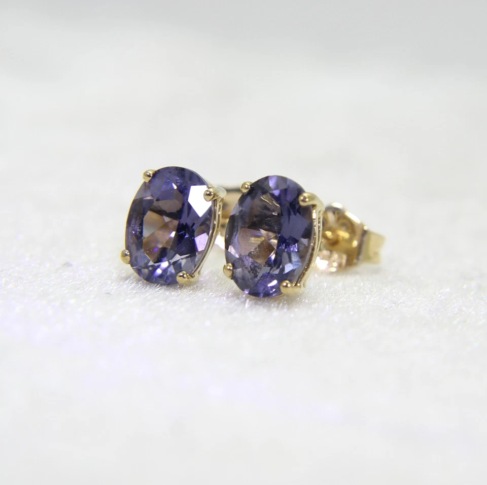 Aretes de cuarzo arándano de oro de 9 quilates Foto 2 de 4