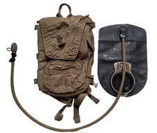 USMC Hydration Pack Carrier with 100 oz Bladder CamelBak Coyote EXCELLENT