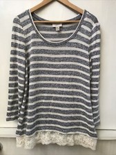 Ann Taylor LOFT Womens Blue Gray Striped White Lace Hem Lightweight Sweater M