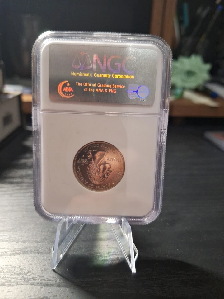 2005 P West Virginia 25c Mint Error MS65 NGC Reverse die break @4 - Image 2 of 3