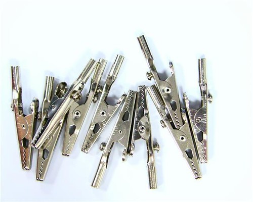 10 x Crocodile Clips for 4mm Test Leads Battery Fluke Meter Electronics Hobby - Picture 2 of 3
