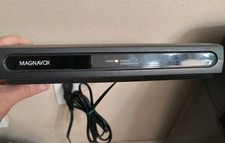 Magnavox DTV Digital To Analog Converter Box with Remote TB100MW9