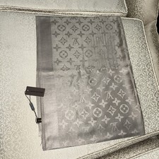 Louis Vuitton Scarf Shawl Stole Monogram LV Italy 70 x28 Gray.