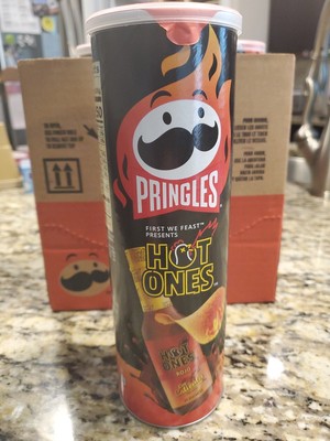 NEW RELEASE PRINGLES HOT ONES ROJO FLAVOR POTATO CRISPS CHIPS 5.5 OZ (158g) CAN