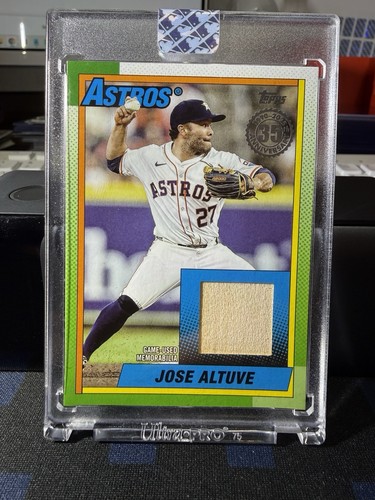 2025 Topps Update JOSE ALTUVE 1990 Relic Game-Used Astros #90RU-JA