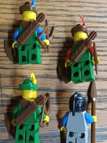 Lego Castle Forestmen 6071 Forestwoman Plume Knights Robin Hood Minifigure Lot - Picture 7 of 7