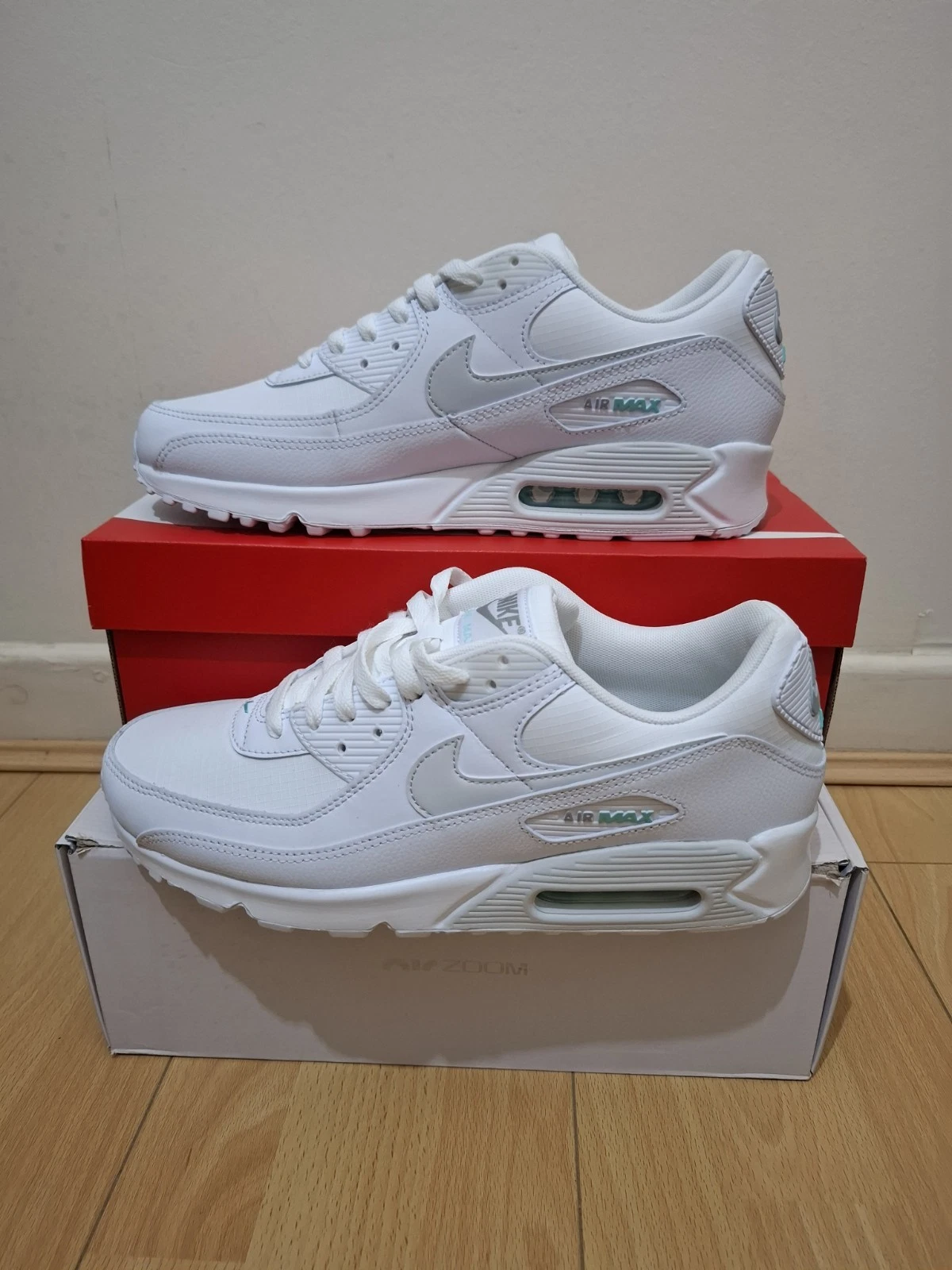 New Nike Air Max 90 White Photon Dust HYPER Turq Men's UK SIZE 10.5 EU 45.5