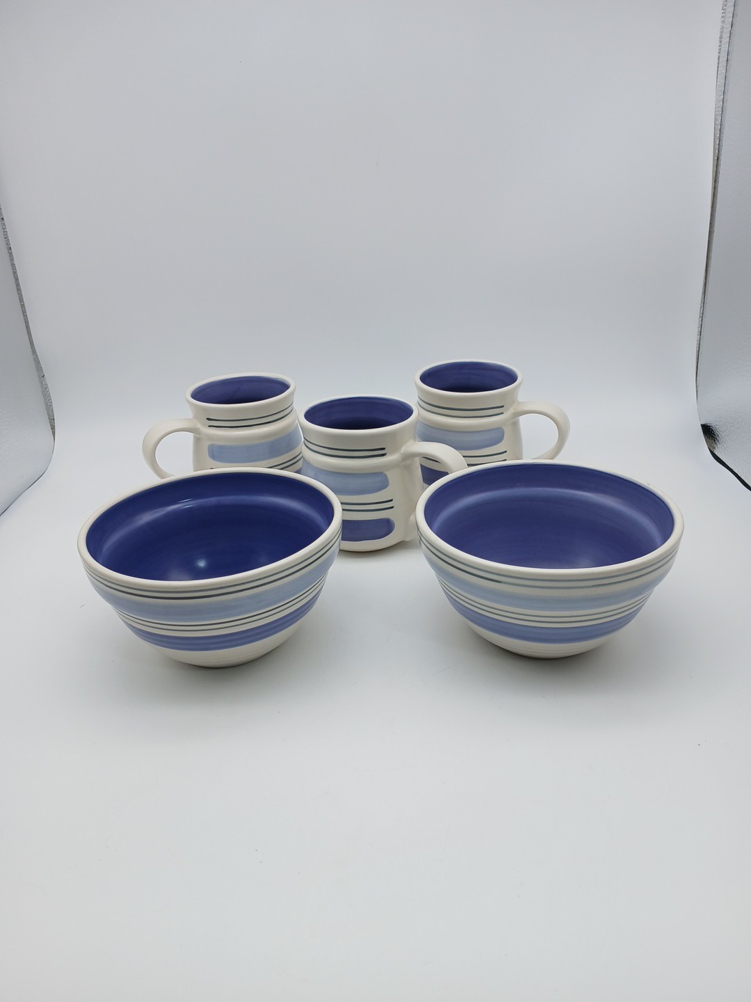 Pfaltzgraff Rio 2 Deep Bowls & 3 Mugs Stoneware Dinnerware Set
