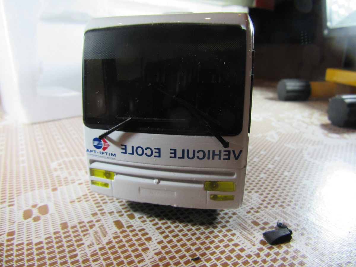 RENAULT FR1 1991 bus car 1/43 LBS ELIGOR EUR 25,50