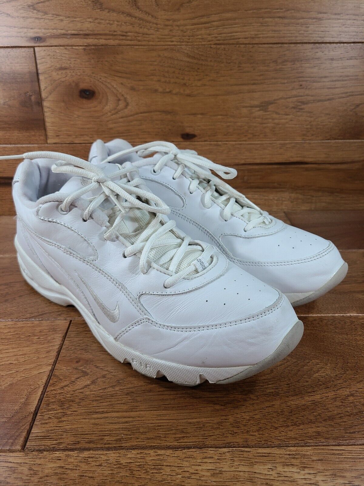 Vintage Nike Air Men's White Walking Shoe Lace Up… - image 1