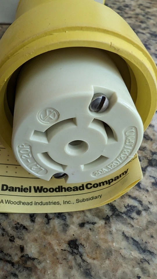 CONECTOR DANIEL WOODHEAD Watertite L21-20 120/208 27W81 Foto 2 de 2