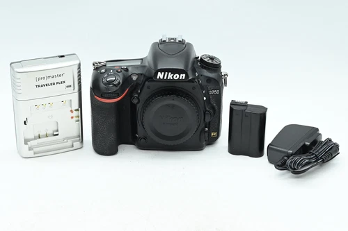 Nikon D750 24.3MP FX Digital Camera Body #401