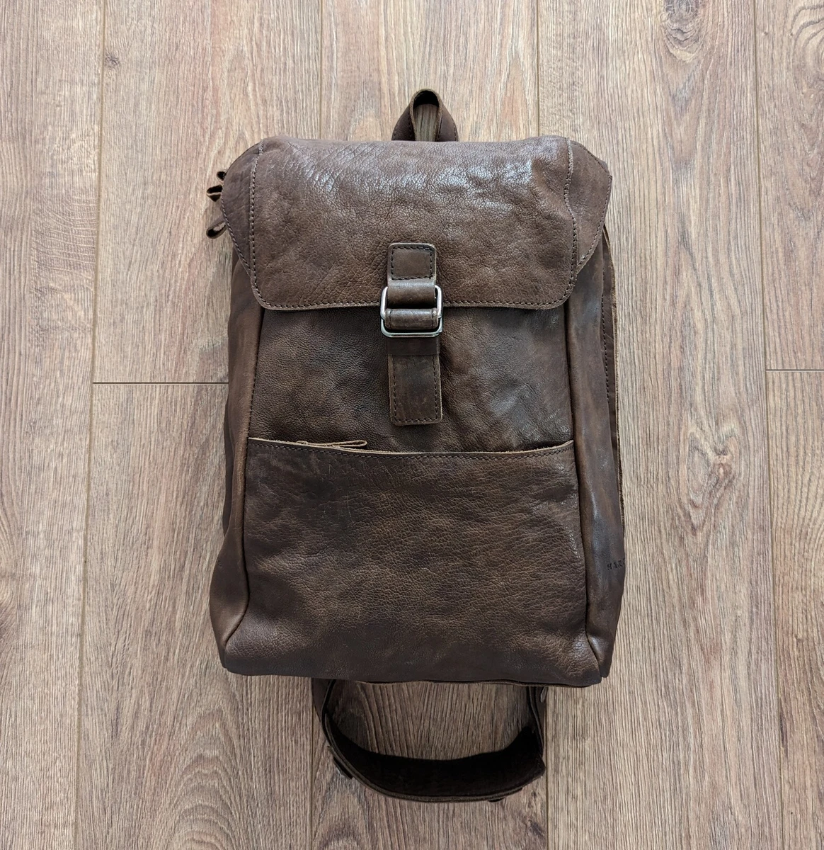 Luxury leather online backpack mens