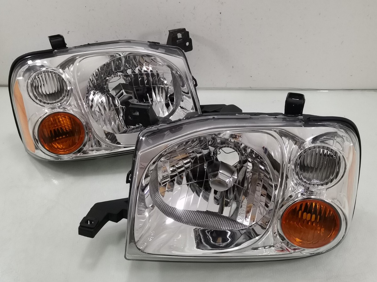 ニッサン　D22フロンティア　ノーズブラ　USED New Head Light Lamp Headlight FIT Nissan D22 Brute Frontier Navara
