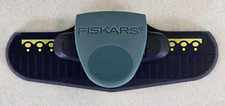 Fiskars Threading Water Continuous Border Punch Hanging Circles Dots Crafts