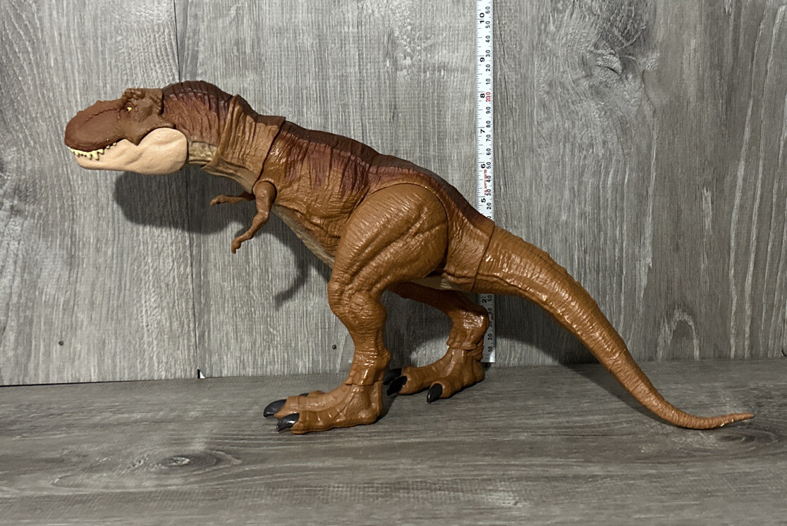 Jurassic Park World Legacy Extreme Chompin' Tyrannosaurus 18