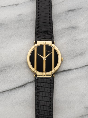 Vintage 1980s Piaget Polo 8673 18K Yellow Gold Onyx Dial Quartz 31 mm