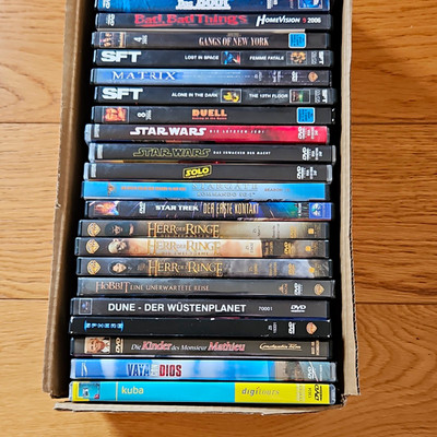 DVD-Konvolut Filmsammlung   Star Wars, Der Herr der Ringe, Star Trek, Stargate