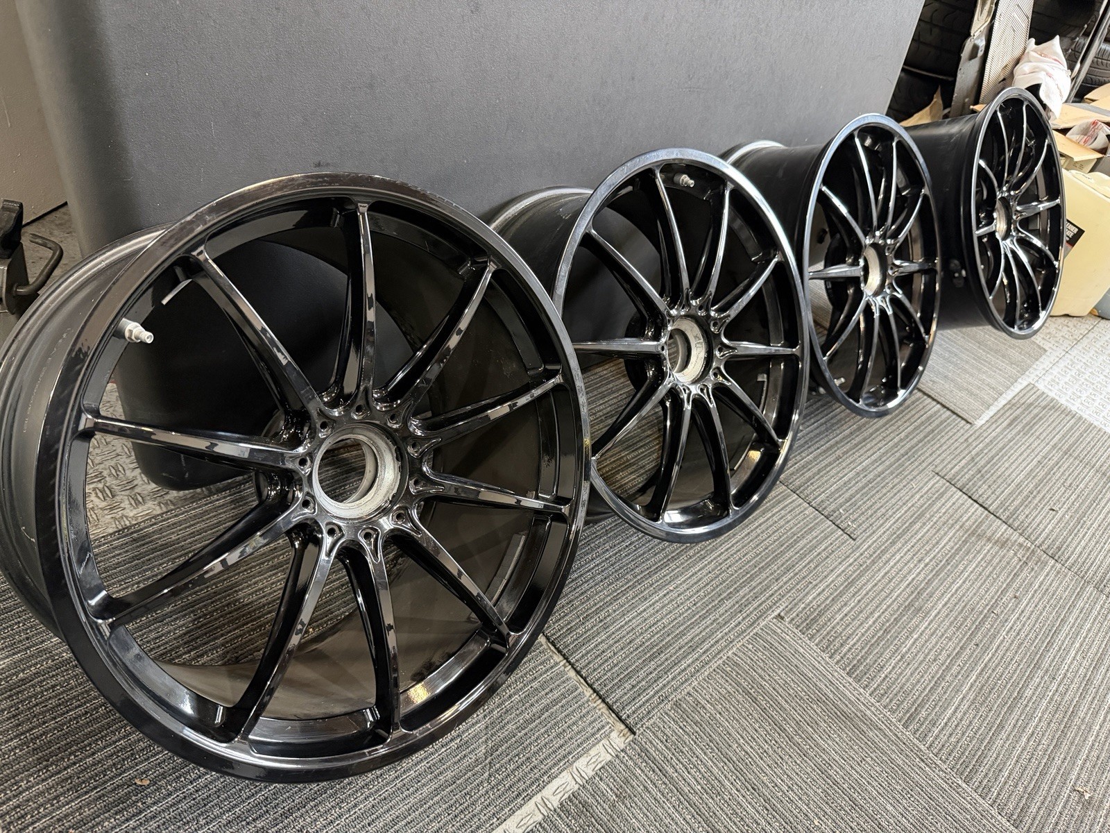 20" LAMBORGHINI HURACAN PERFORMANTE / EVO TECNICA STO RIMS (OEM) CENTER LOCK