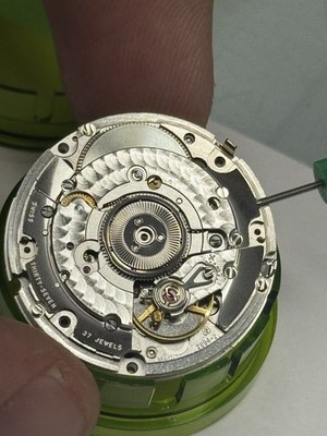 ETA Chrono 2894/2 Uhrwerk NOS SILVER