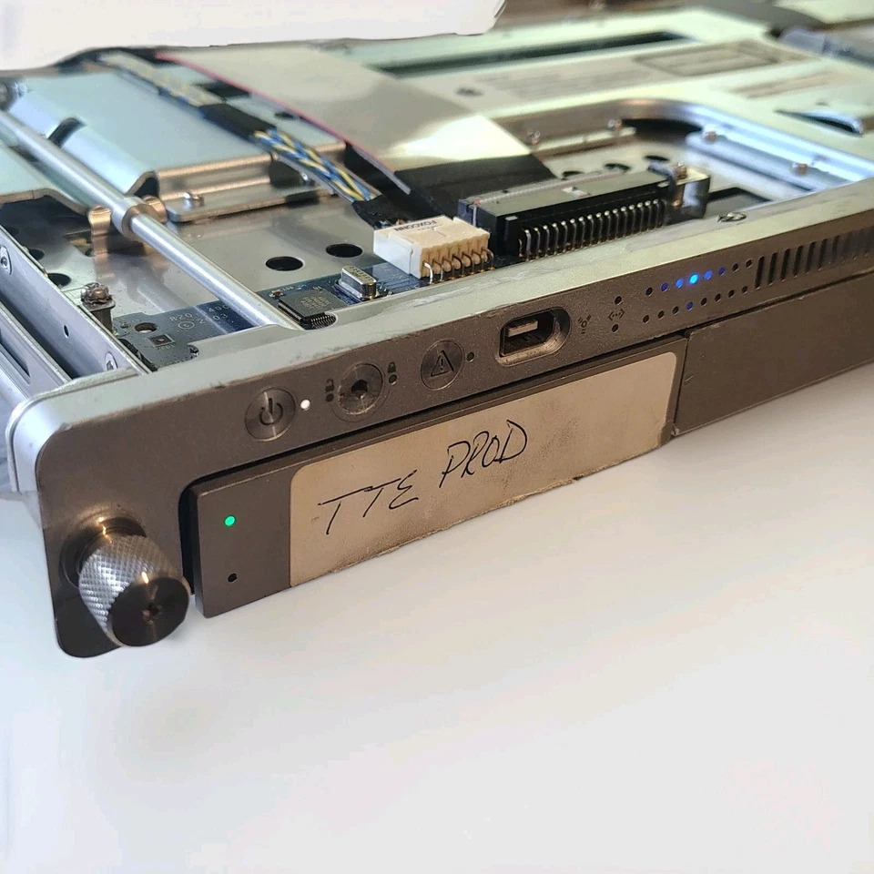 Apple Xserve G4 dual PowerPC 1.33GHz - 1.2GB RAM - No Video - Image 3 of 4