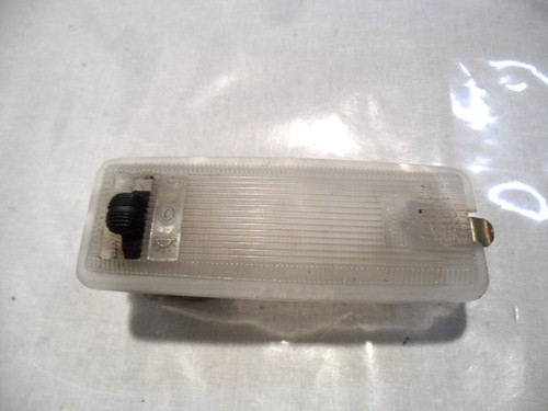 VW  Polo 86c Golf II T4 Bus Innenraumleuchte Leselampe Leseleuchte 191947111 C