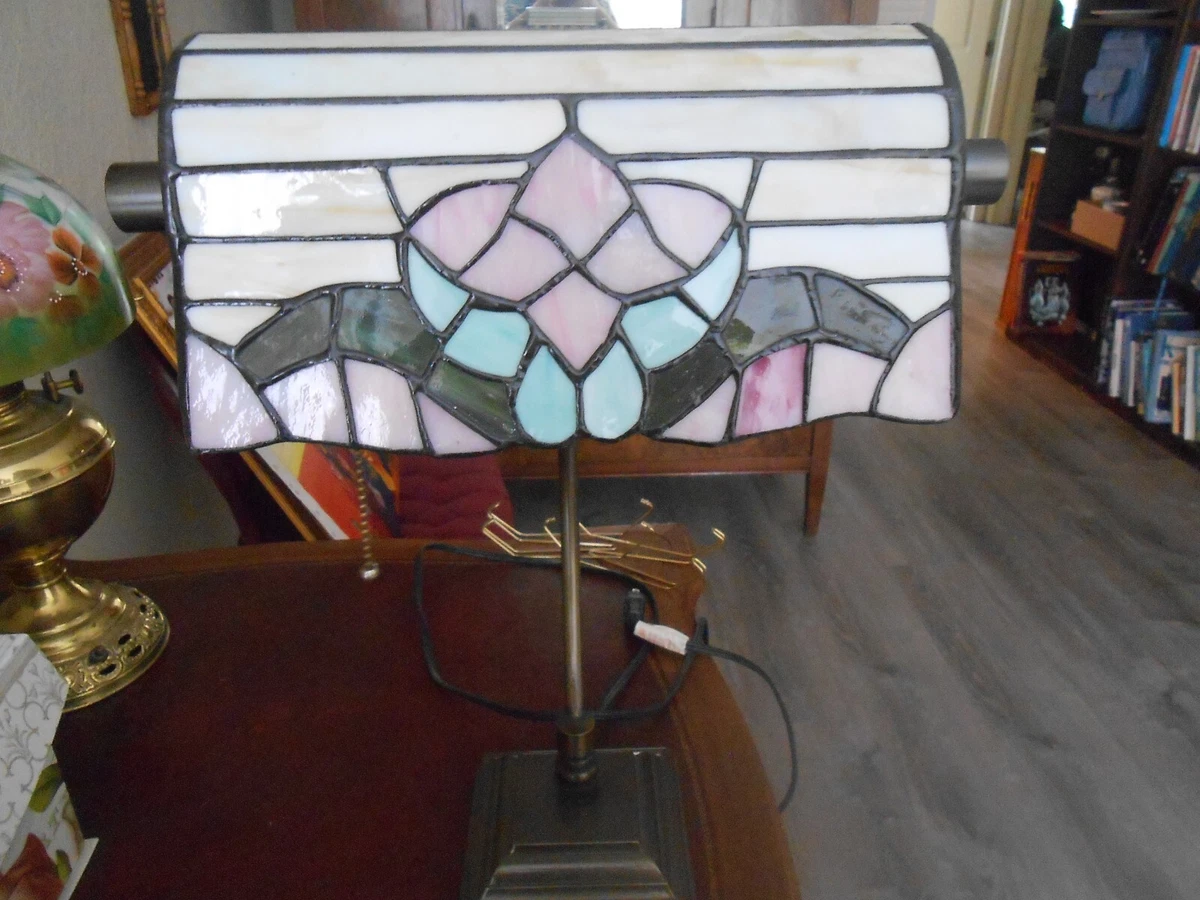 Vintage Tiffany Style Bankers Lamp Flower Stained Glass Table Desk Light