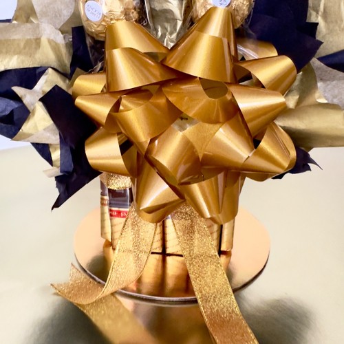 Candy Arrangement, Ferrero Rocher Bouquet. Chocolate Arrangement. - 第 2/4 張圖片