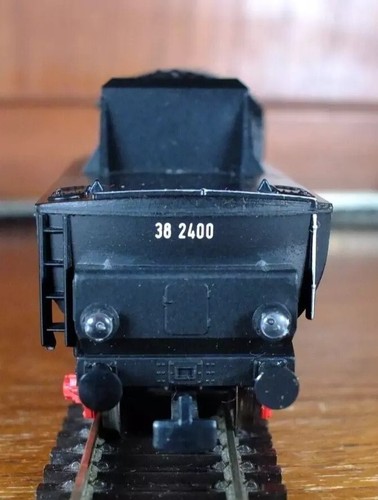 Liliput 109 00 HO gauge DB BR 38 / Prussian P8 steam locomotive in black livery - Picture 5 of 20
