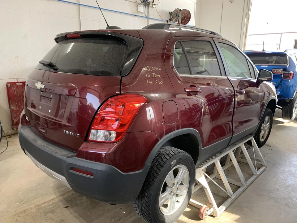 Used A/C Selector Switch fits: 2016 Chevrolet Trax w/o heated seat LT Grade A - Image 4 of 4