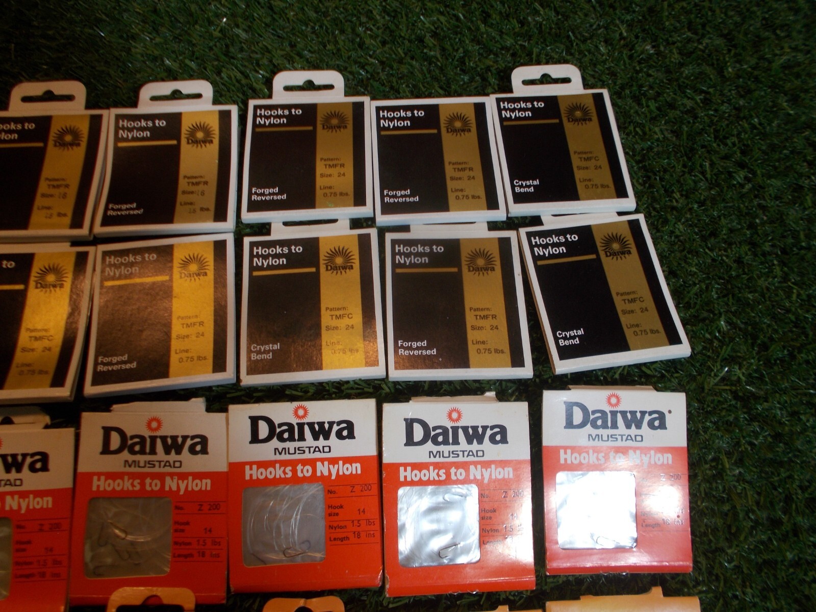 Pegley Davis Daiwa mixed fishing Hooks to Nylon job lot nr2 FISHING SET