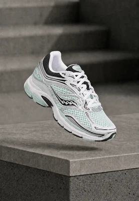 SAUCONY — ProGrid Omni 9 — Vert d’Eau / Argent Métallisé - Photo 1/3