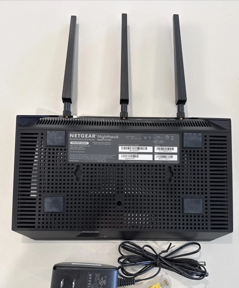 NETGEAR NIGHTHAWK AC2600 WIFI ROUTER Dual Band 2.4/5 GHz + Cord Works Excellent - Image 3 of 4