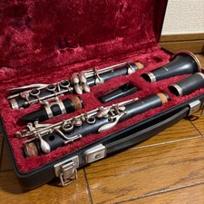 Yamaha YCL-35 Bb Clarinet Wood Student Model with Hard Case