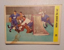 1958-59 Parkhurst Hockey Cards 10