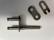Verschlussglied &frac12;&ldquo; x7,75mm 08B-1 Bolzen einseitig 29mm verl&auml;ngert