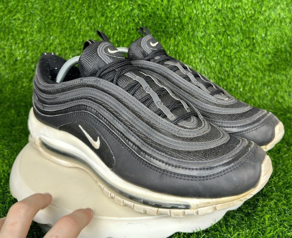 Nike Air Max 97 Mens Size 11 Black White Sneakers Lifestyle Running 921826-001