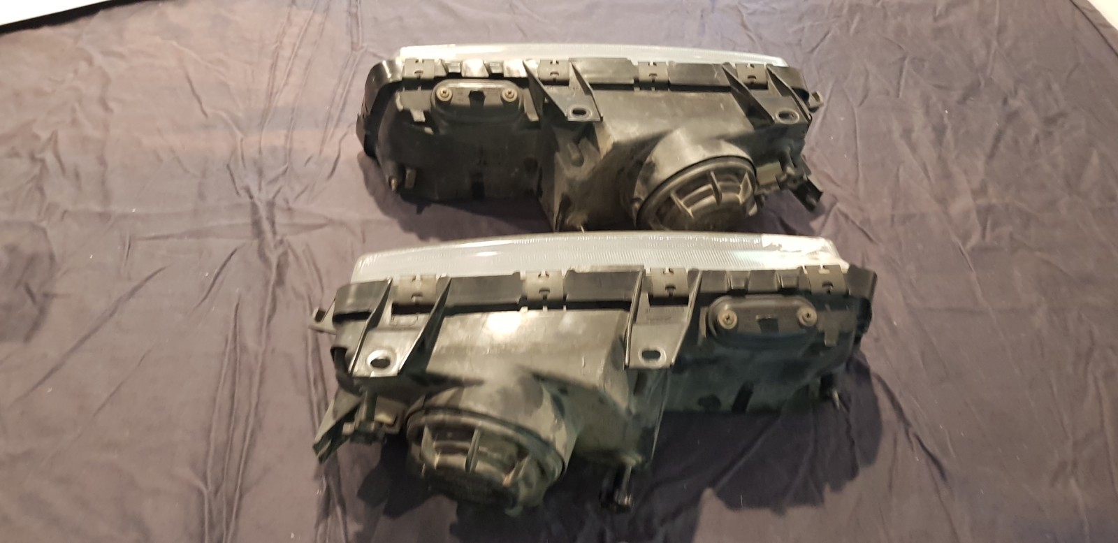 vn gmh original genuine headlights headlight ss hdt hsv calais bt1 N100