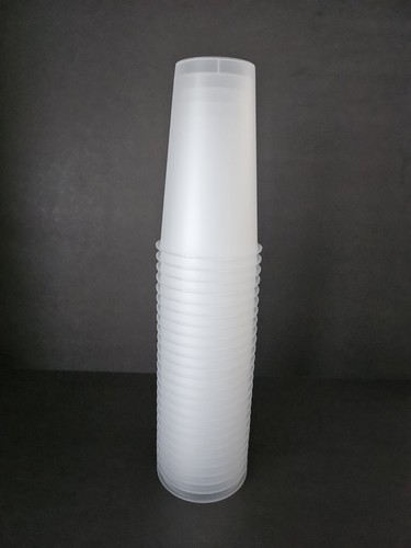 25 Disposable Heavy Duty Tall Plastic 16 oz Cups With Sip Lids Great for Favors