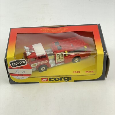 Boxed Corgi 2029 Mack Hammond Fire Department Fire Engine