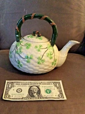 Vintage Japanes Clovia Maruhon ware Large teapot & lid- Irish Shamrock design