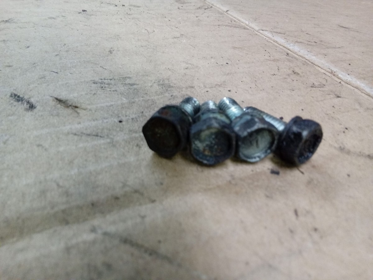 90-96 Nissan Z32 300zx Vg30de Rear Main Seal Cover Bolts Screws