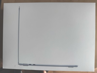 NEW In Sealed Box -  MacBook Air 13 2025 M4 16Gb RAM 512GB SSD Sky Blue